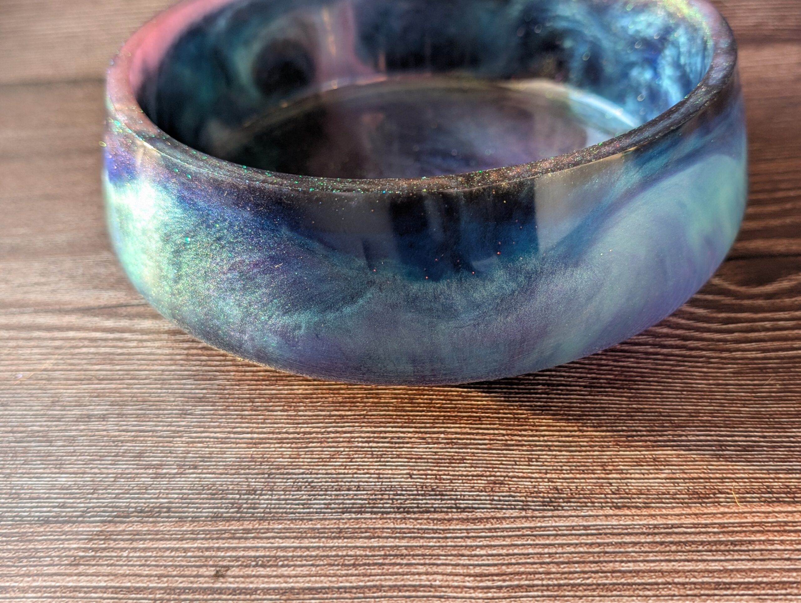Aurora Borealis Resin Bowl - Image 2