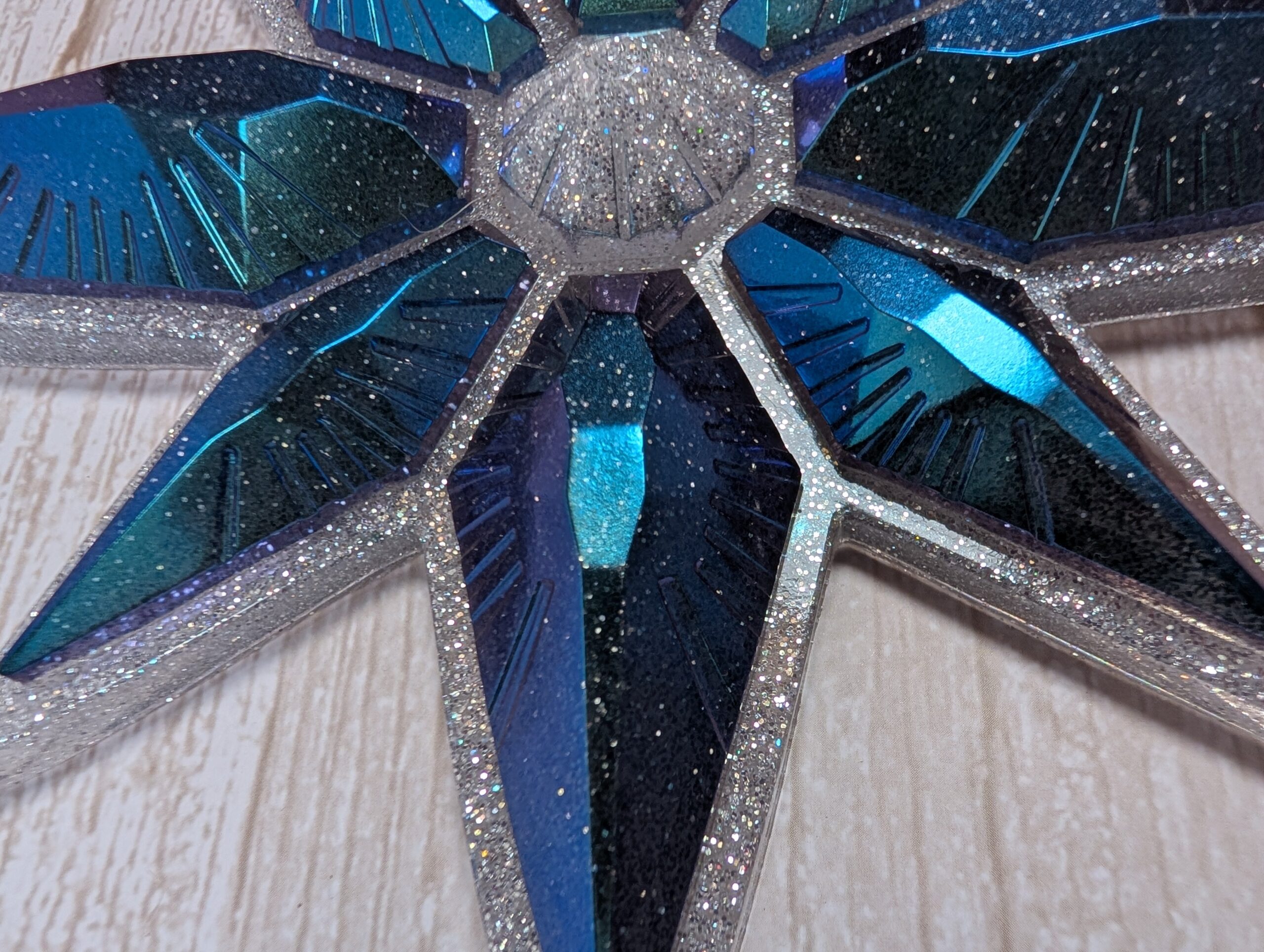 Handmade Chameleon Star Ornament – Glacier - Image 4
