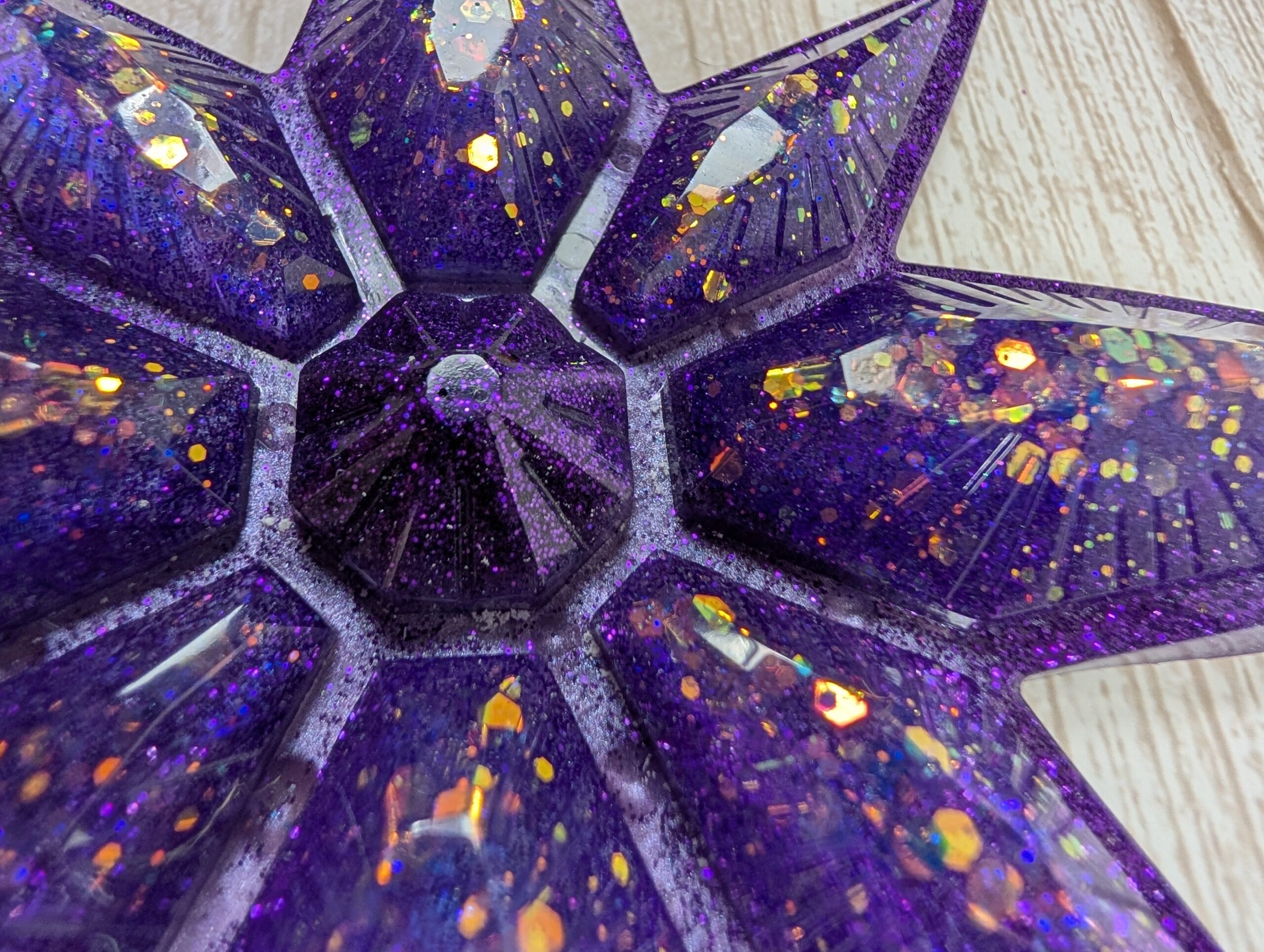 Handmade Chameleon Star Ornament – Purple Dream - Image 2