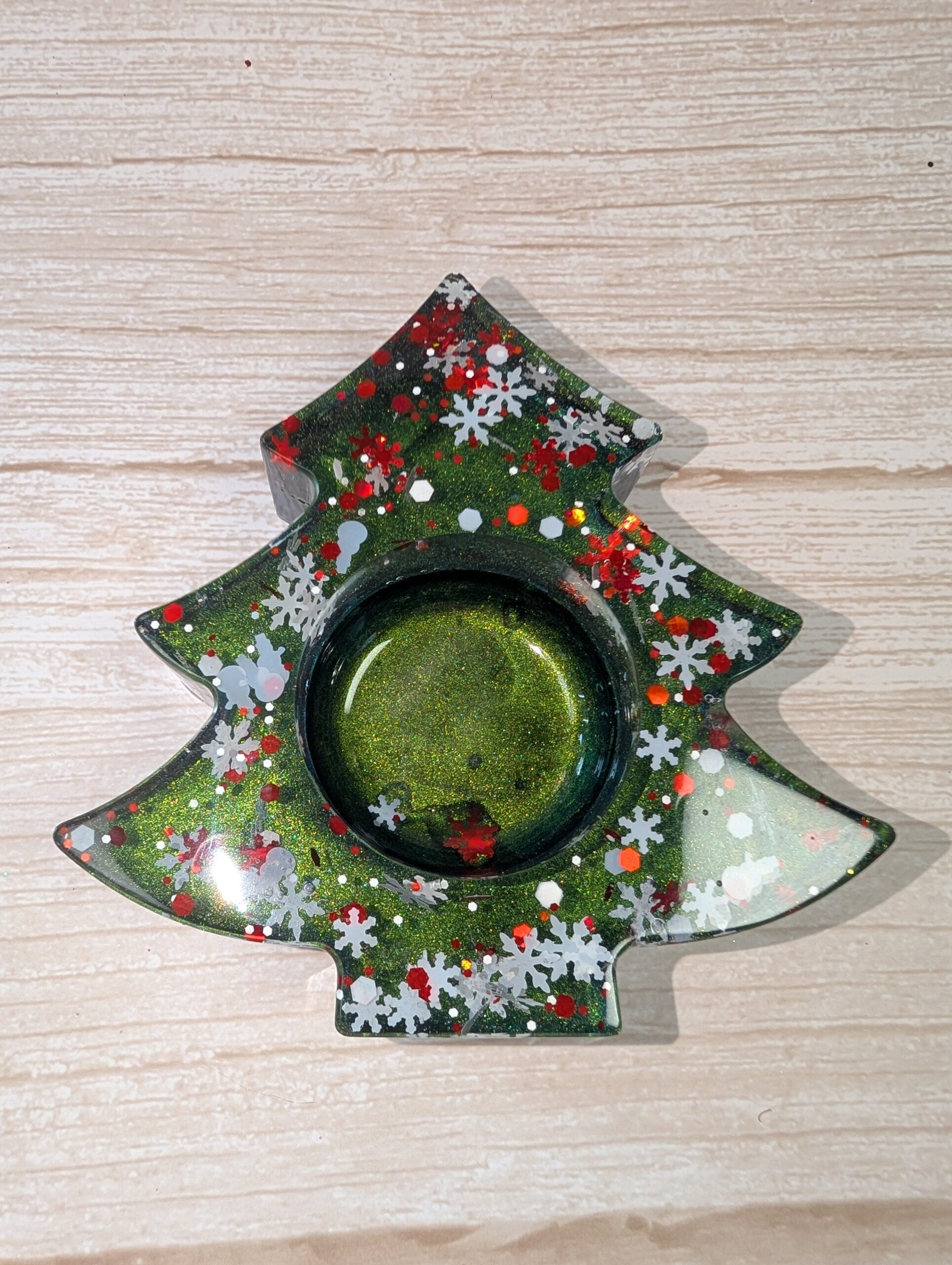 Handmade Resin Christmas Tree Tealight Holder - Image 11