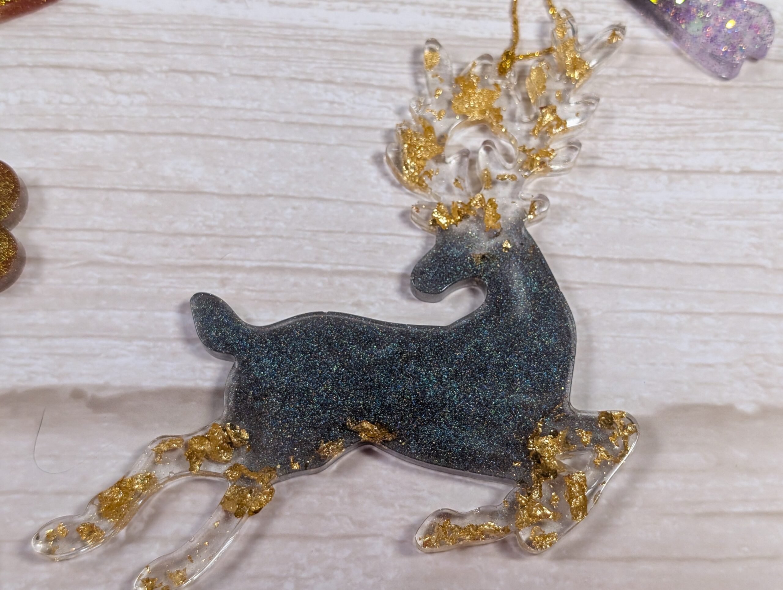 Handmade Resin Reindeer Christmas Ornaments - Image 7