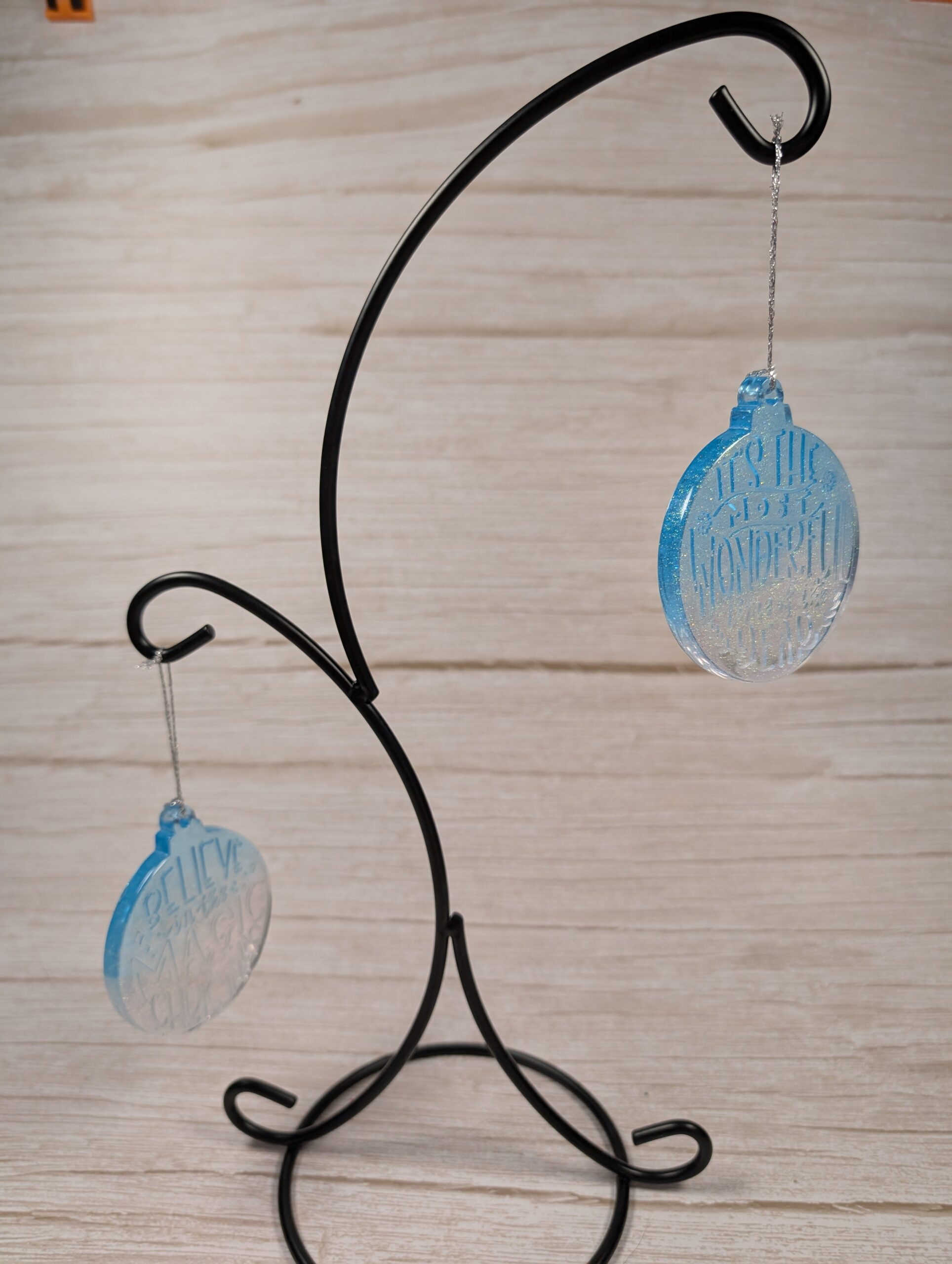 Handmade Resin Bauble Ornaments - Image 10