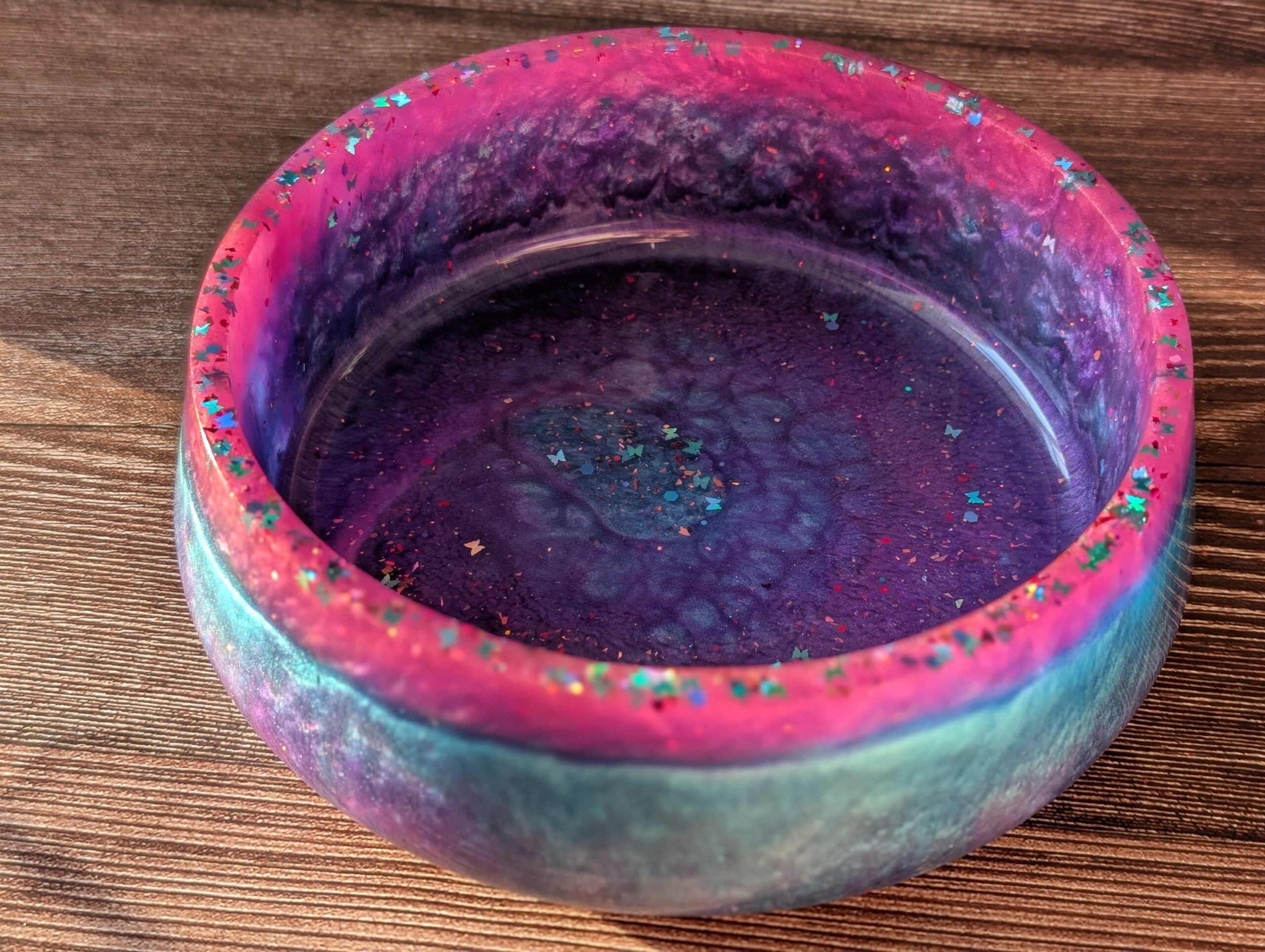 Candy Aurora Resin Bowl - Image 8