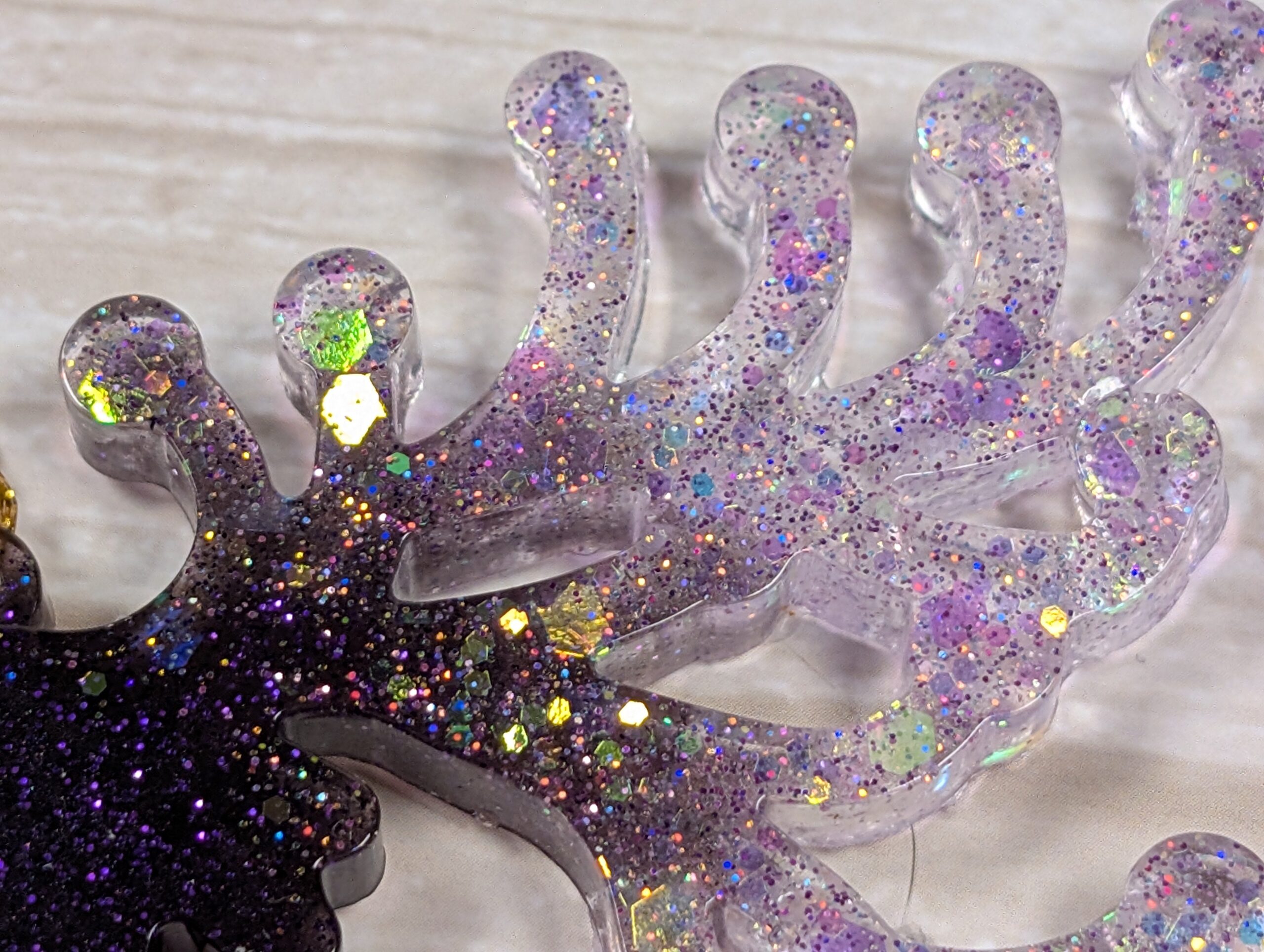Handmade Resin Reindeer Christmas Ornaments - Image 14