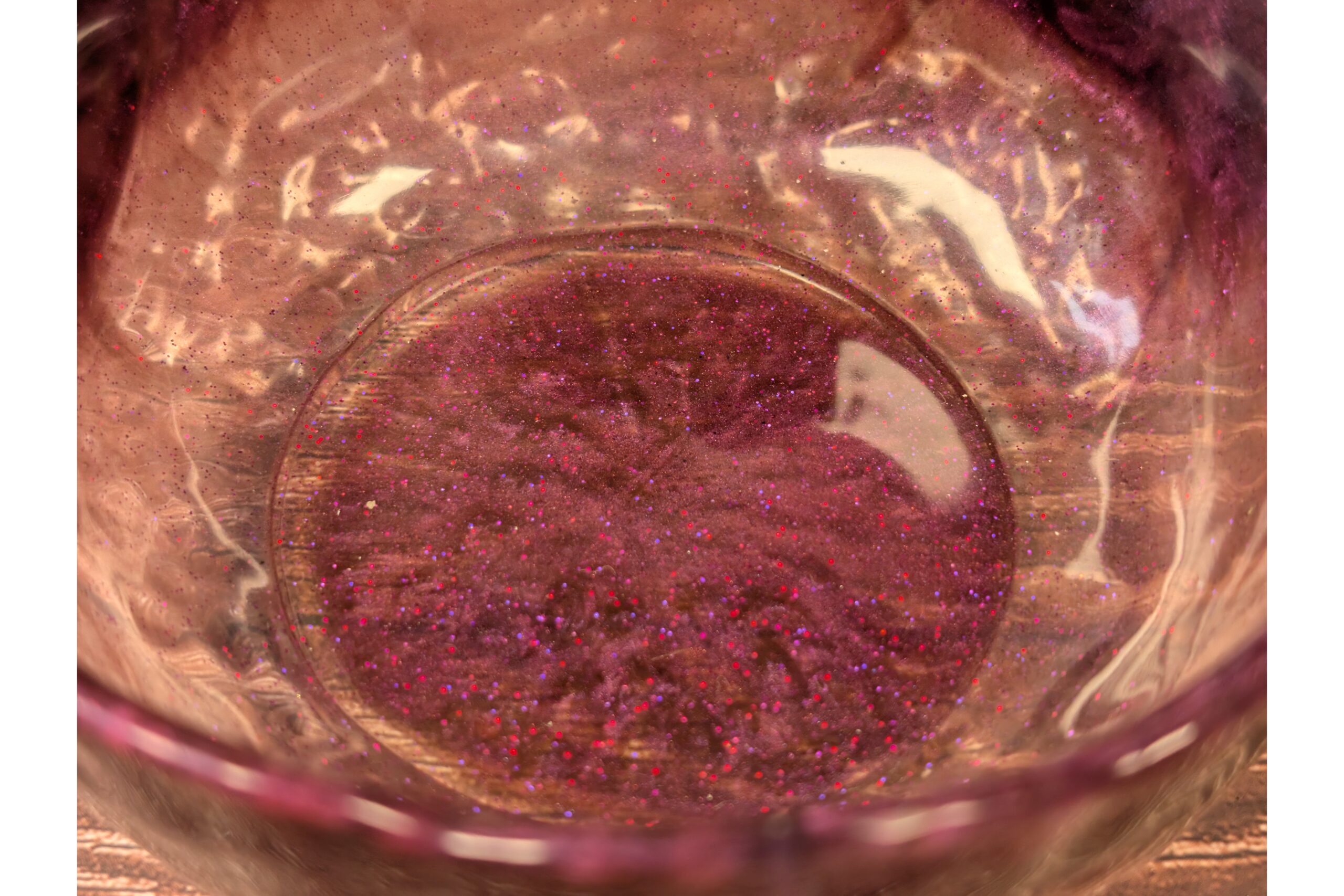 Mulberry Velvet Resin Bowl - Image 3