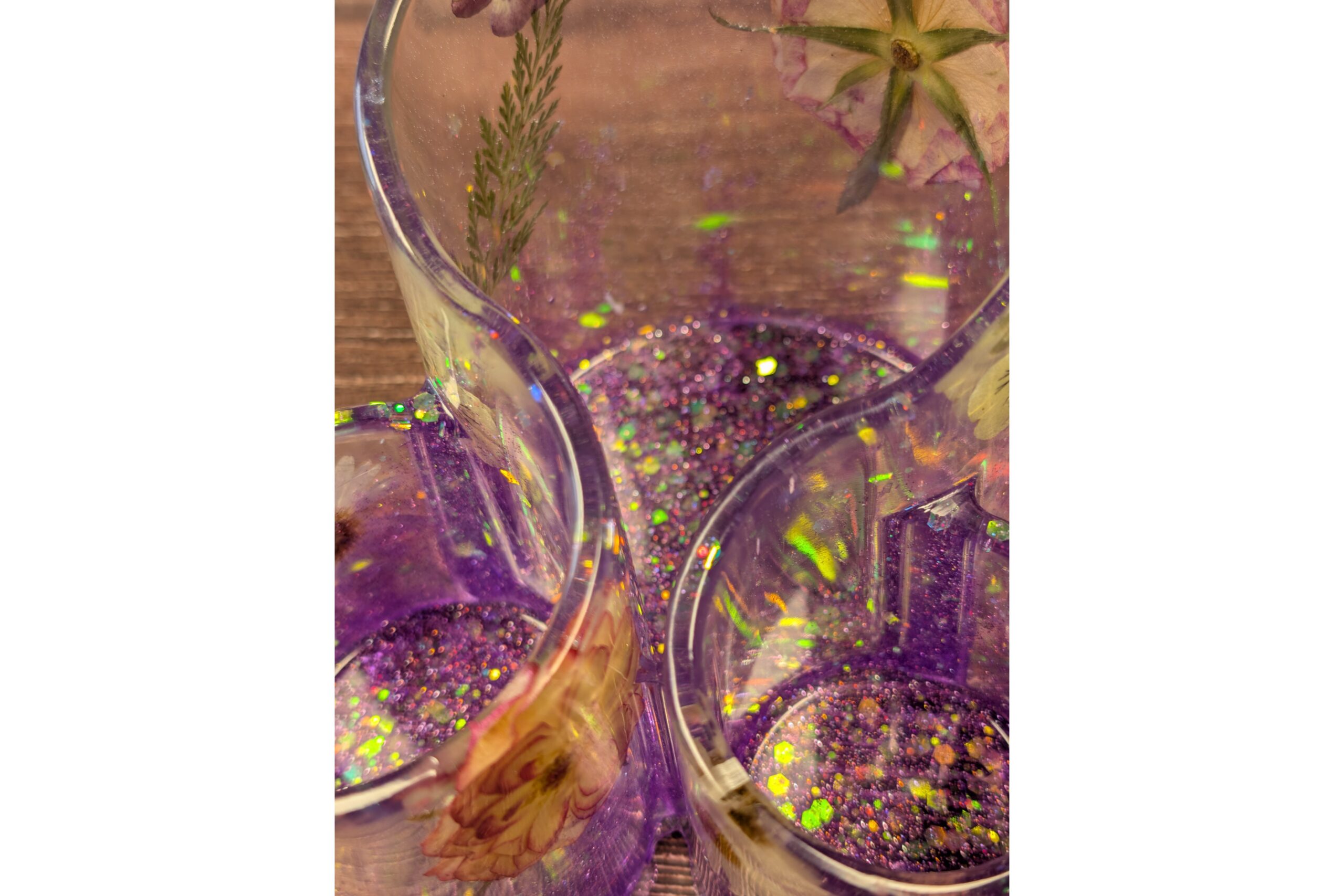 Triple-Chamber Resin Organiser – Pressed Flowers & Purple Sparkle - Image 3