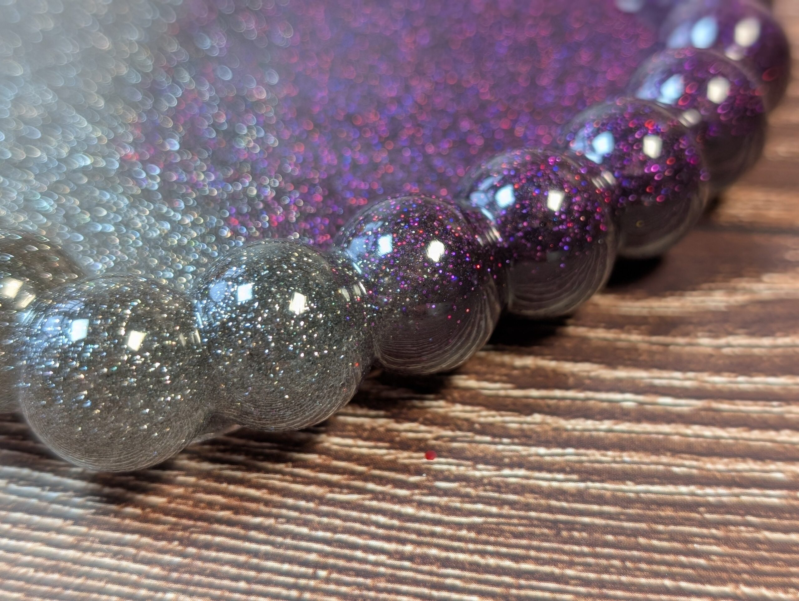Handmade Resin Heart Tray – Charcoal & Amethyst Duochrome - Image 3