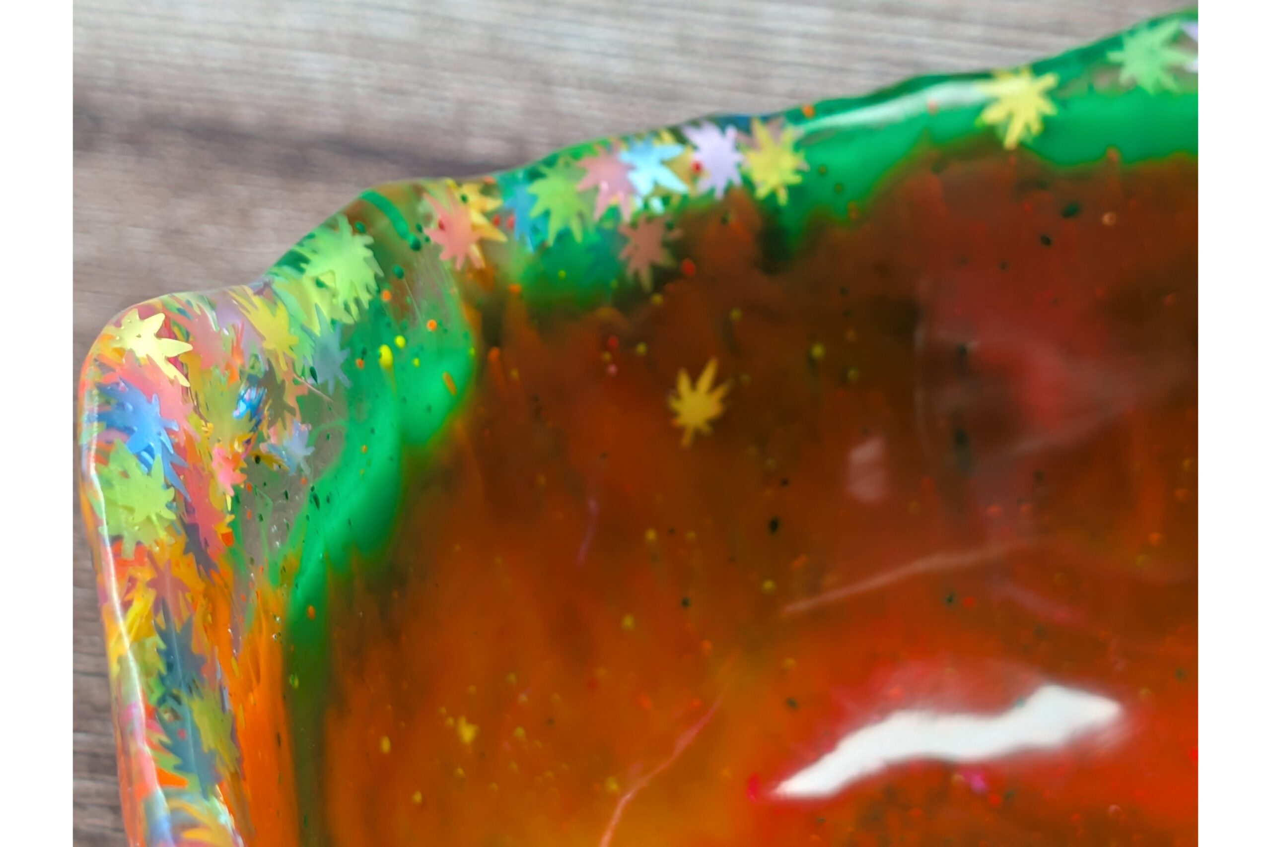 Fiesta Textured Resin Bowl – Hand-crafted one-off - Image 2