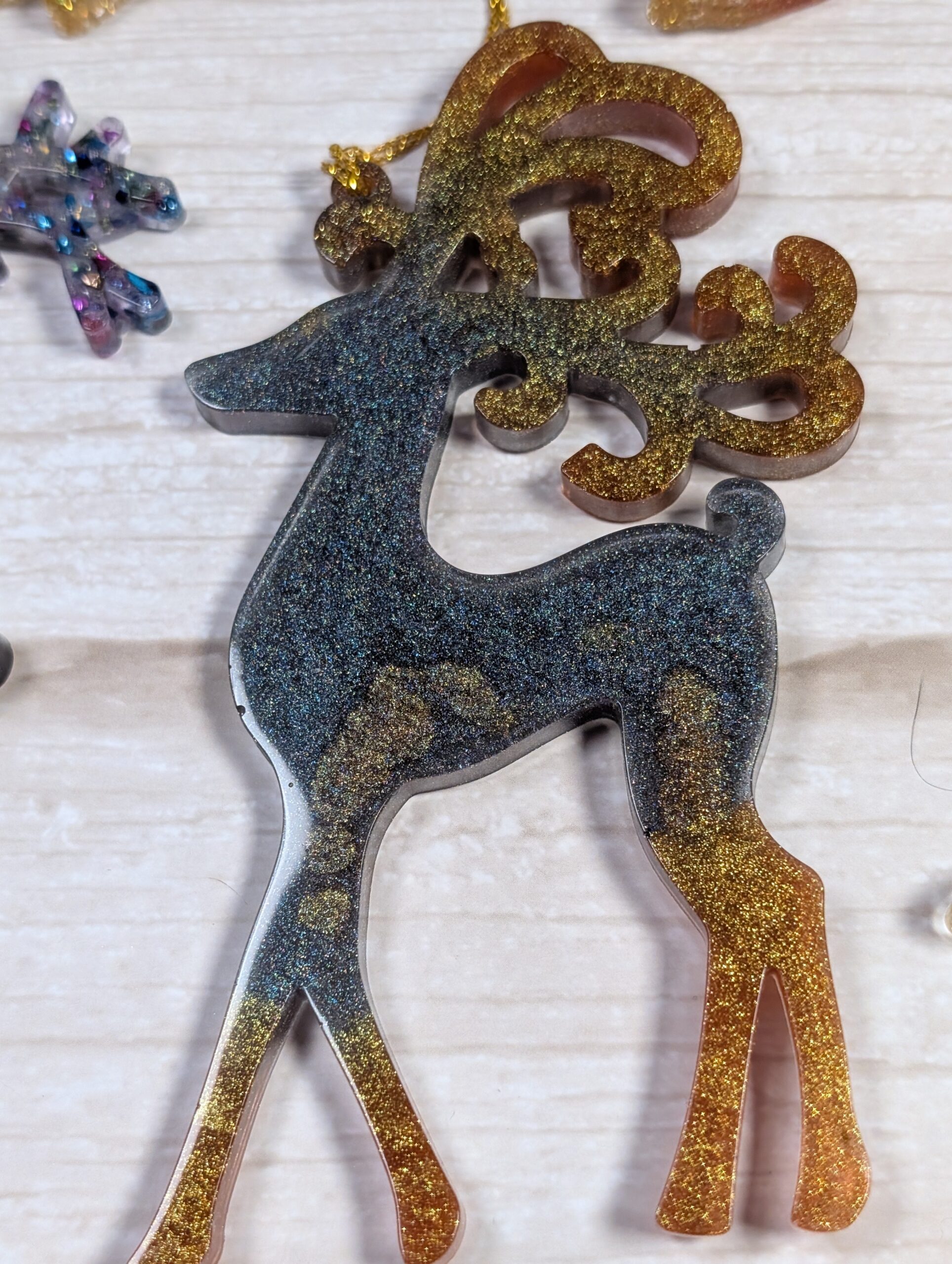 Handmade Resin Reindeer Christmas Ornaments - Image 10