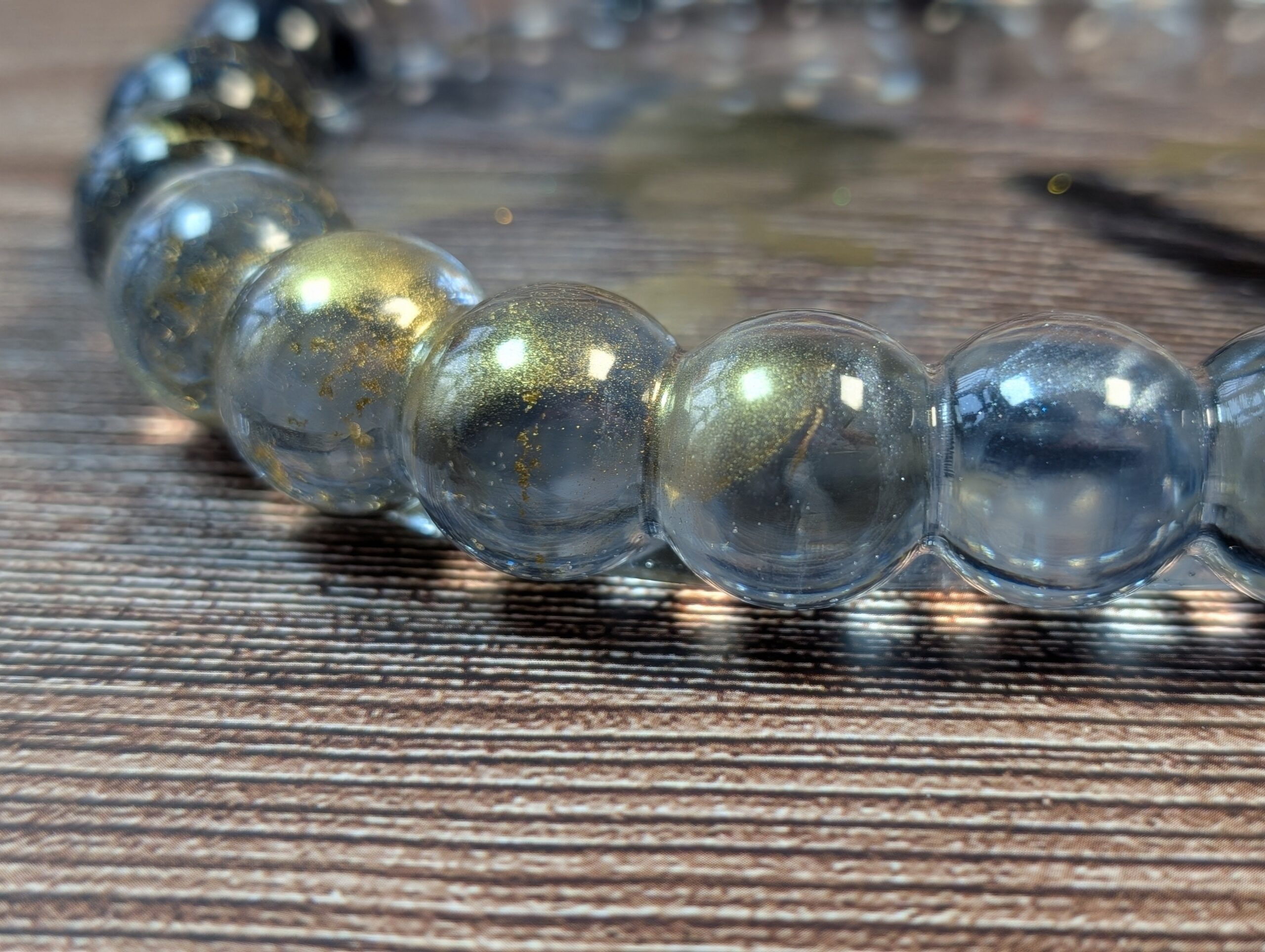Oval Bubble Tray in Stormlight Gold - Image 5