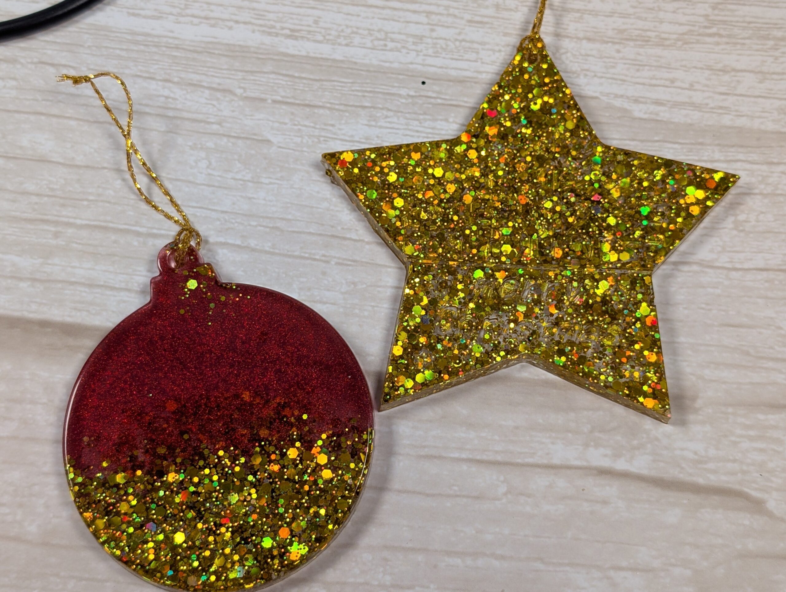 Handmade Resin Bauble Ornaments - Image 5