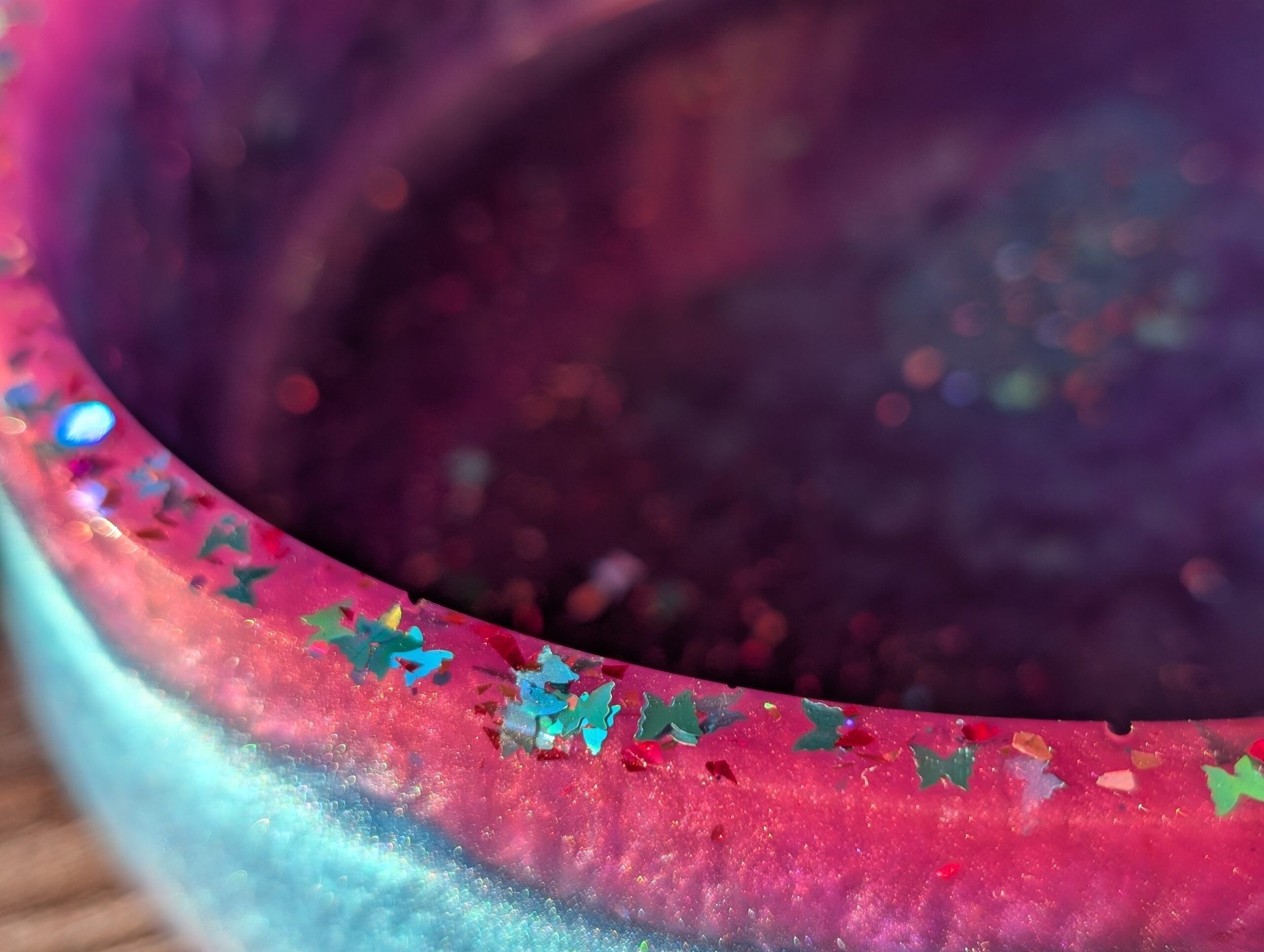 Candy Aurora Resin Bowl - Image 3