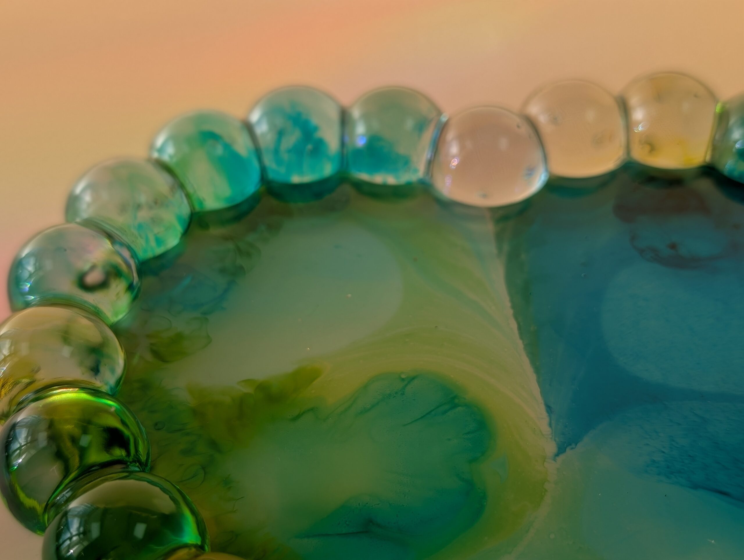 Resin Heart Tray - Straya - Image 6